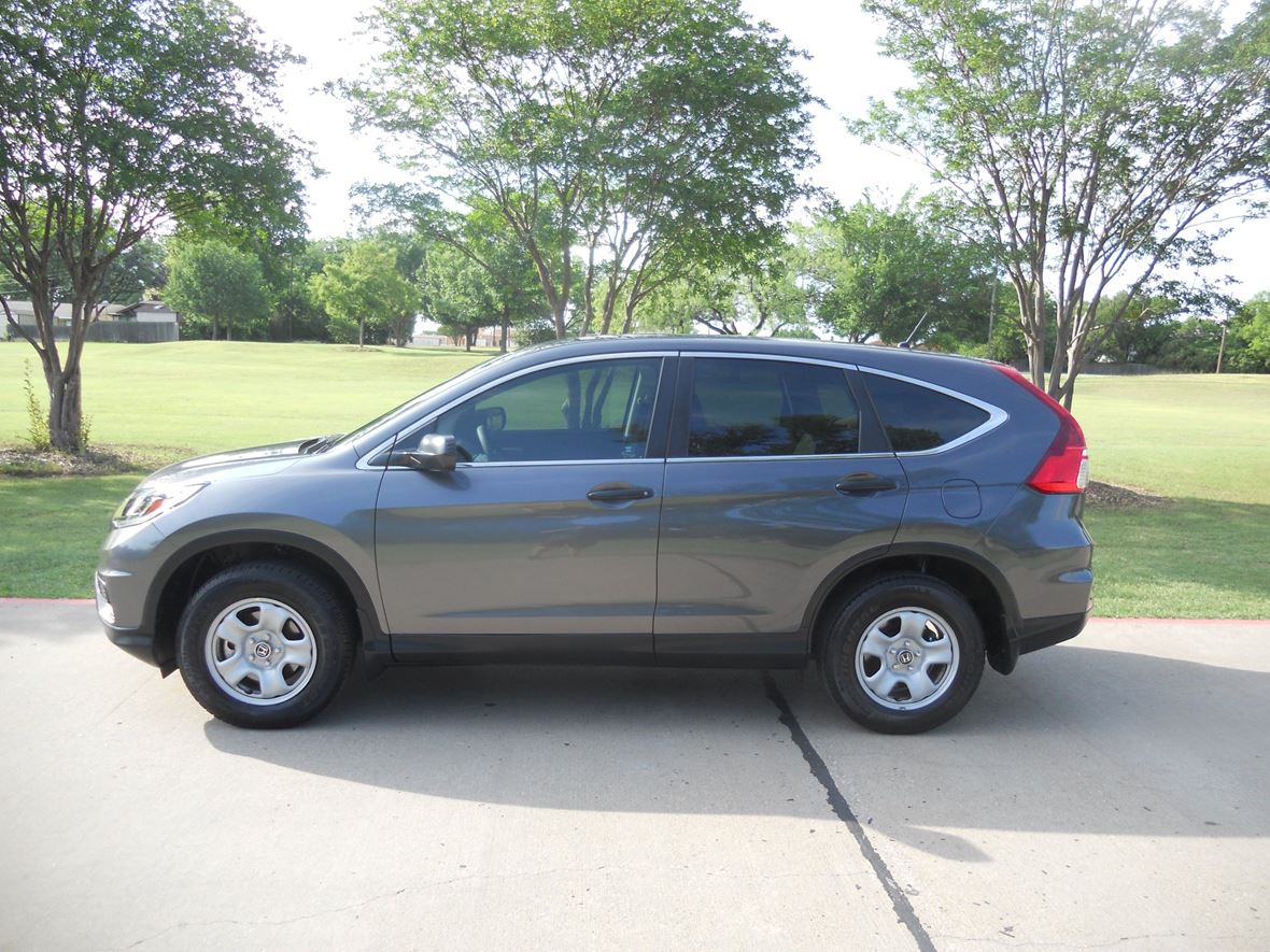 2015 Honda CR-V 4CYL 2.4L (1-OWNER) WOW ONLY 24K MILES for sale by owner in Haltom City