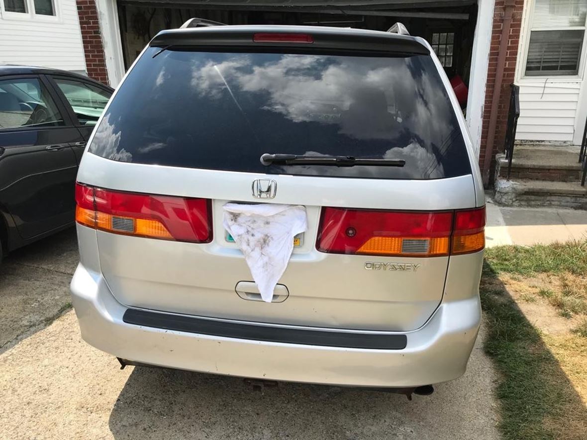 2003 Honda Odyssey for sale by owner in Providence