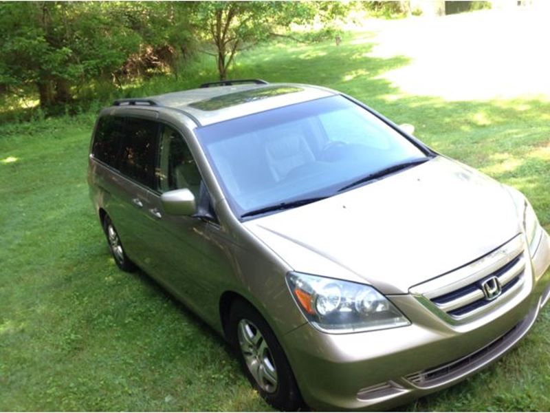 2006 Honda Odyssey for sale by owner in Hayward