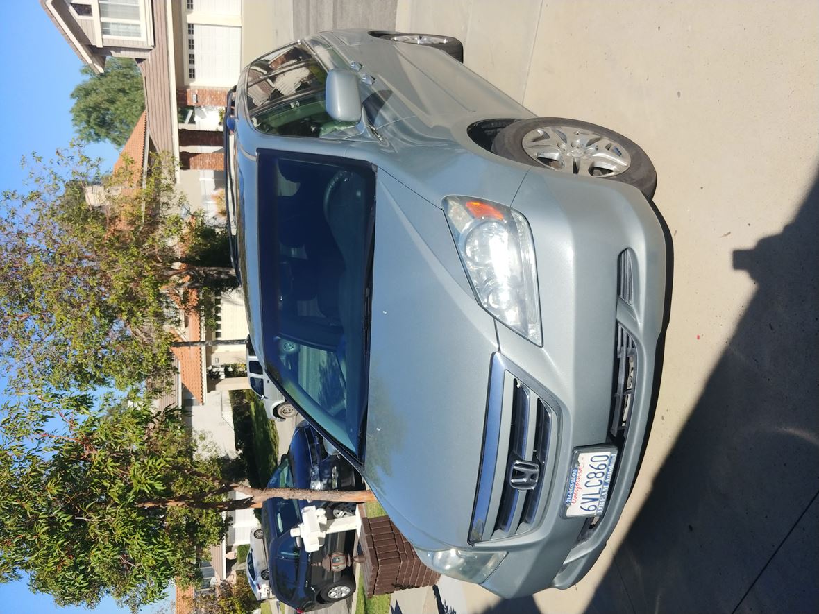 2006 Honda Odyssey for sale by owner in Corona
