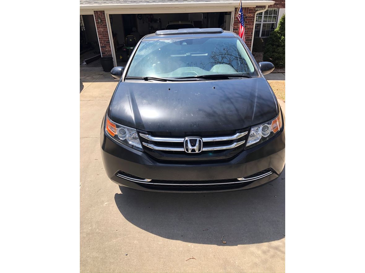 2014 Honda Odyssey for sale by owner in Rogers