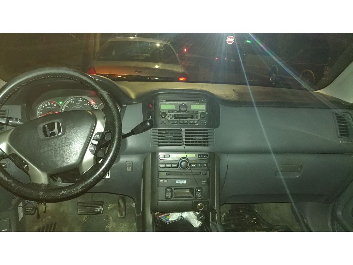 2004 Honda Pilot for sale by owner in Brooklyn