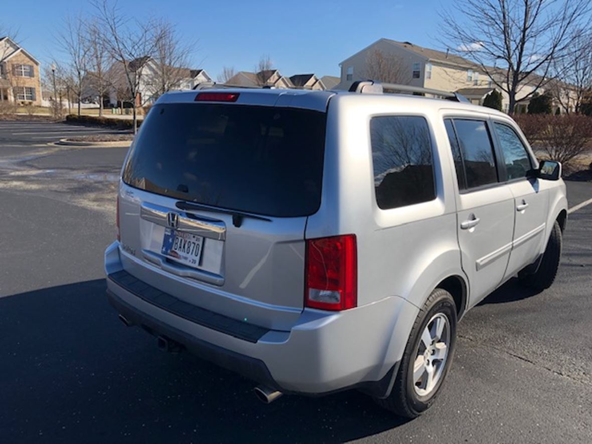 2011 Honda Pilot for sale by owner in Fishers