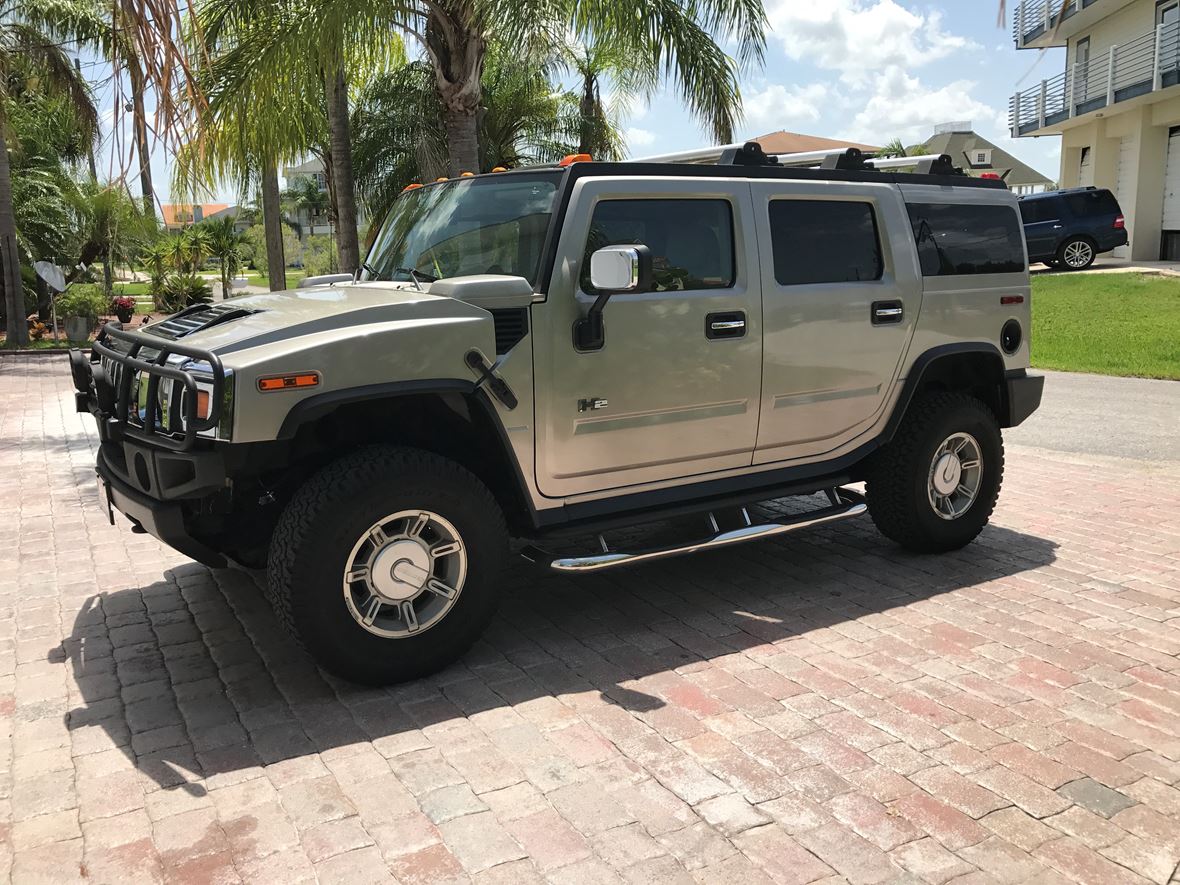 2004 Hummer H2 Sut for sale by owner in Hudson