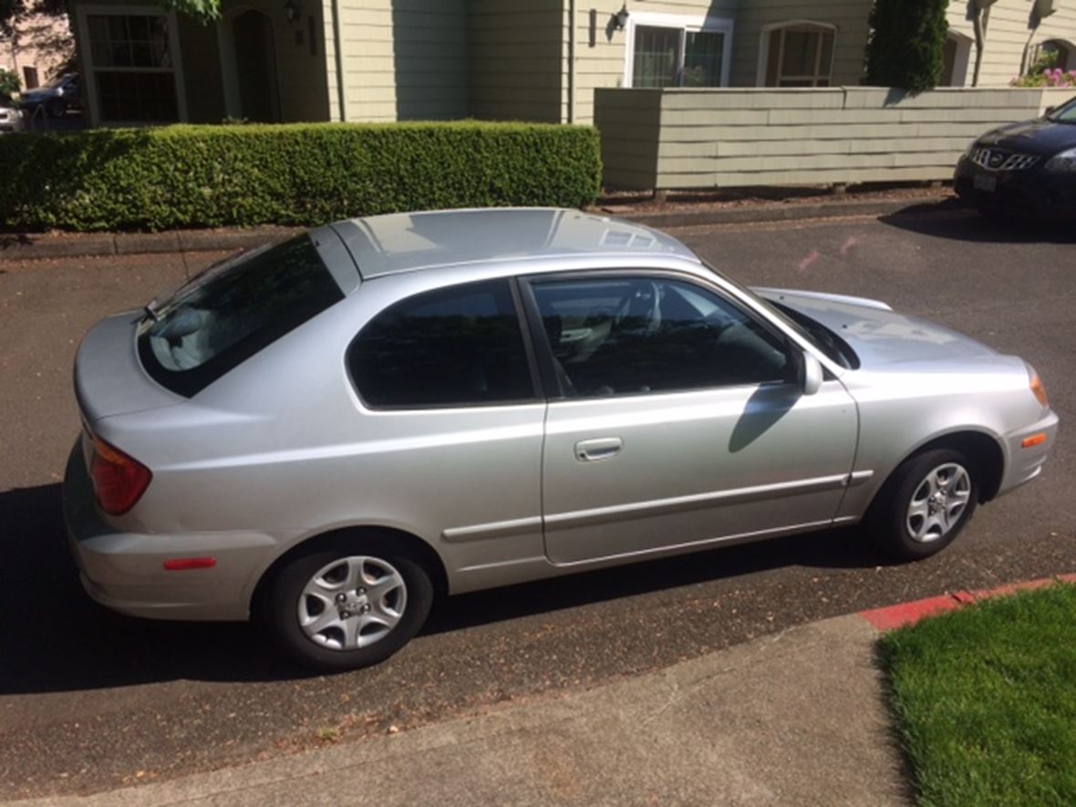2005 Hyundai Accent for sale by owner in Wilsonville