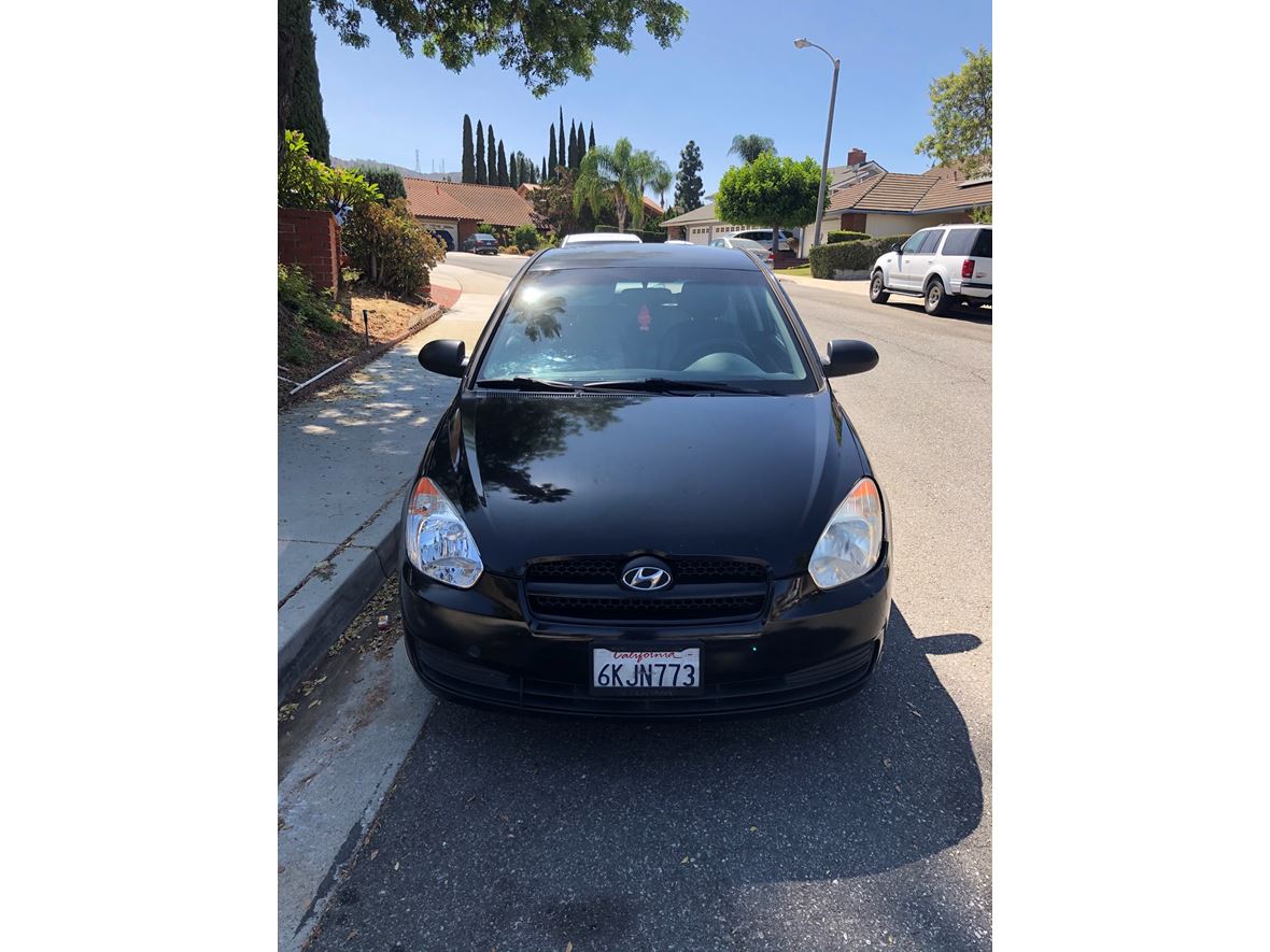 2009 Hyundai Accent for sale by owner in Hacienda Heights