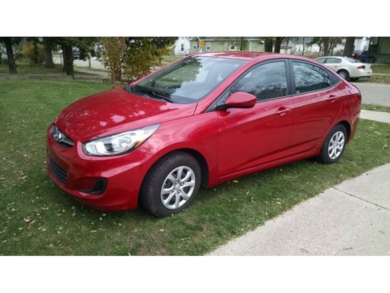 2013 Hyundai Accent for sale by owner in Grand Rapids