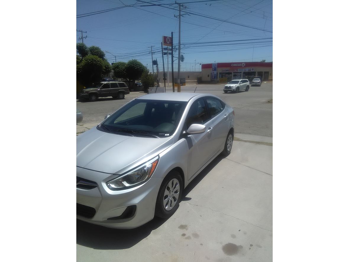 2015 Hyundai Accent for sale by owner in El Paso