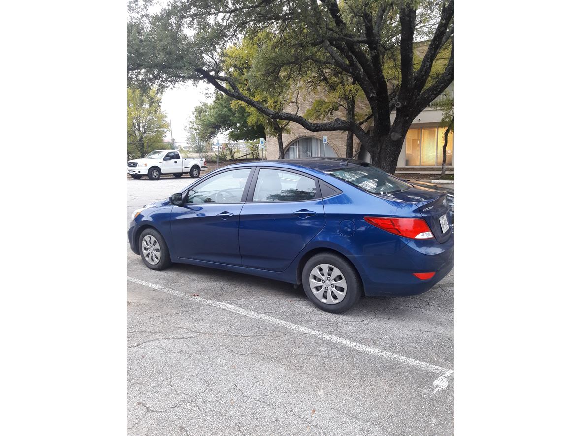 2015 Hyundai Accent for sale by owner in Mansfield