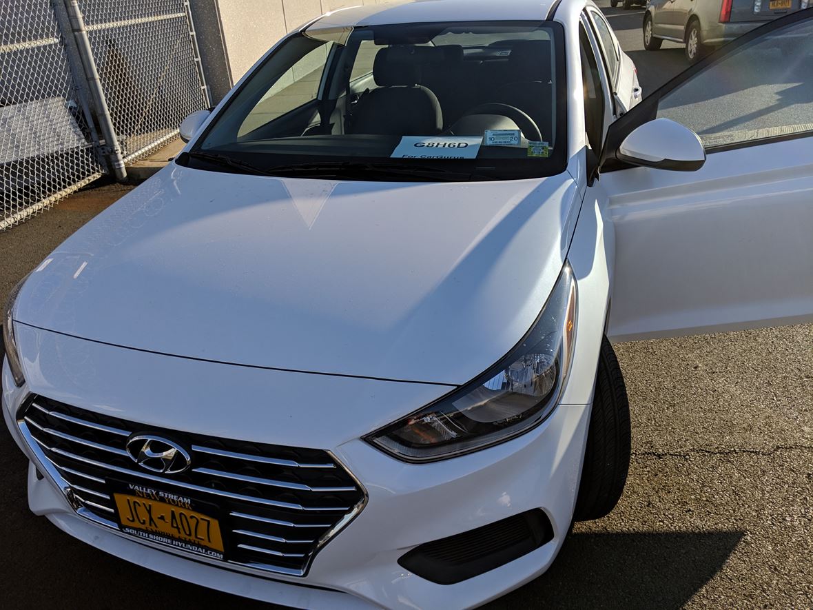 2019 Hyundai Accent for sale by owner in Jamaica