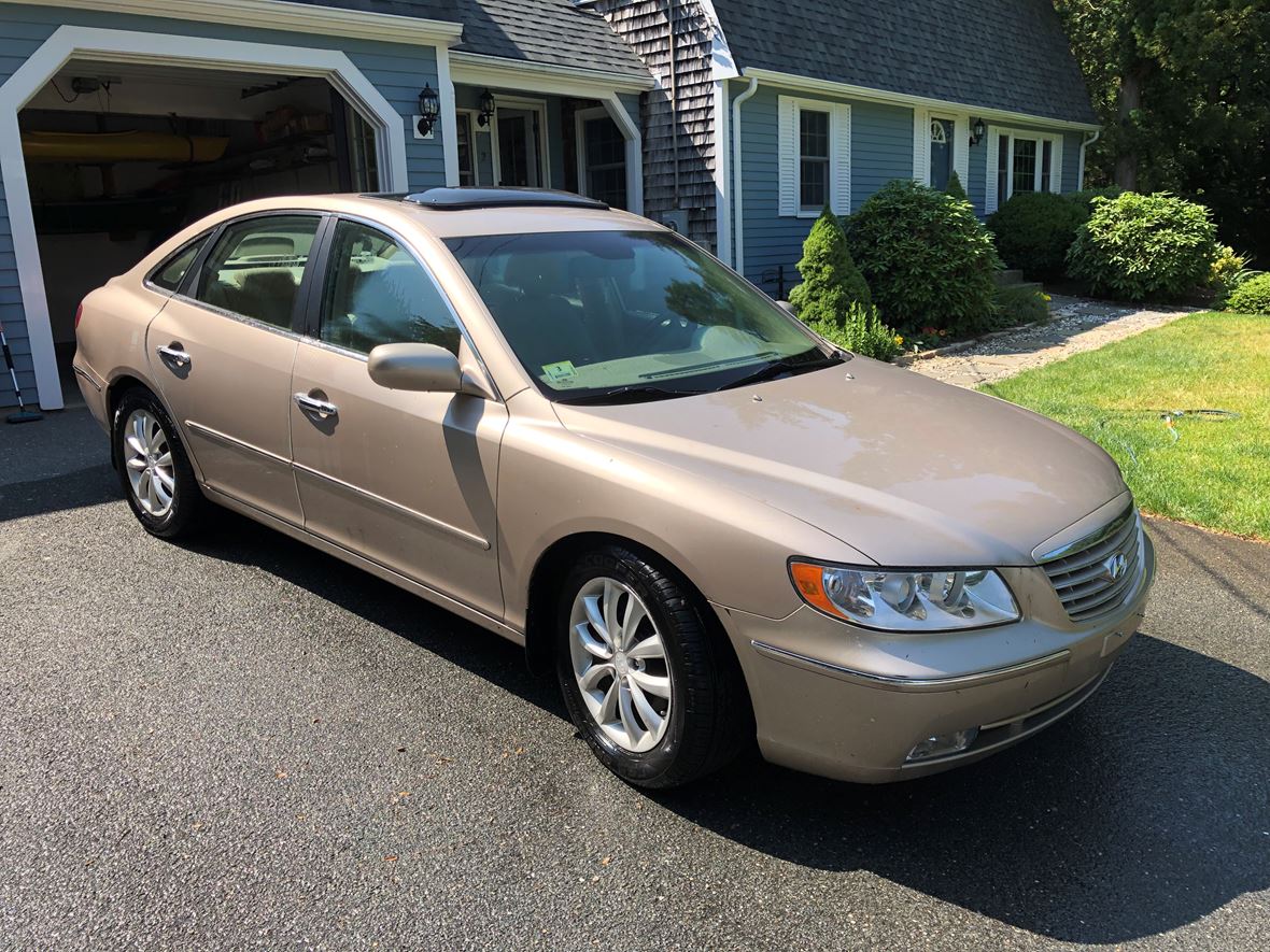 2007 Hyundai Azera - Limited for sale by owner in Lakeville