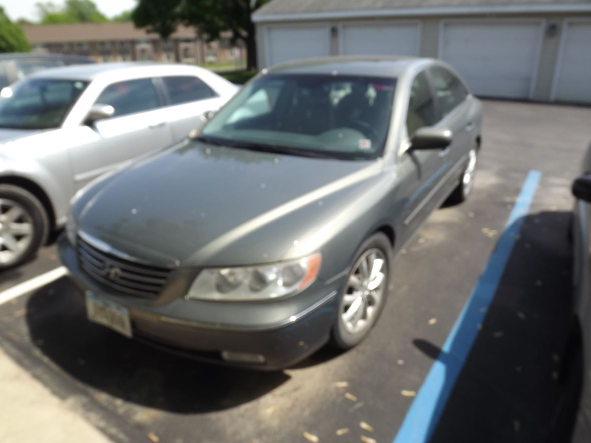 2007 Hyundai Azera for sale by owner in Des Moines