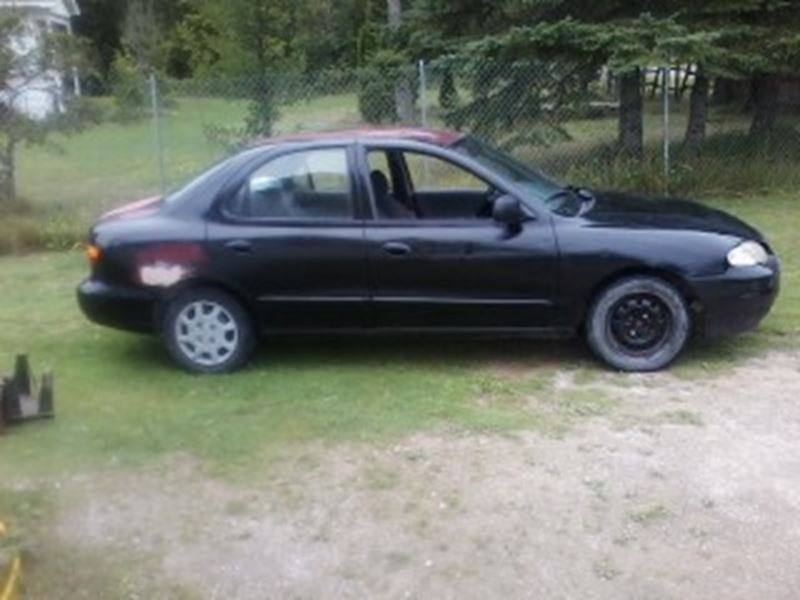 1999 Hyundai Elantra for sale by owner in Alpena