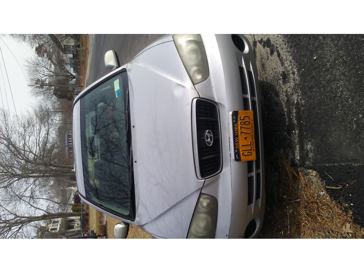 2002 Hyundai Elantra for sale by owner in Shirley