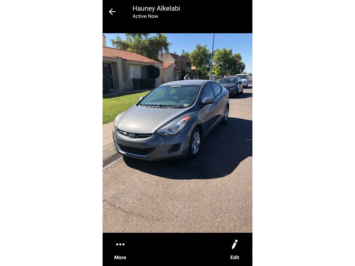 2011 Hyundai Elantra for sale by owner in Glendale
