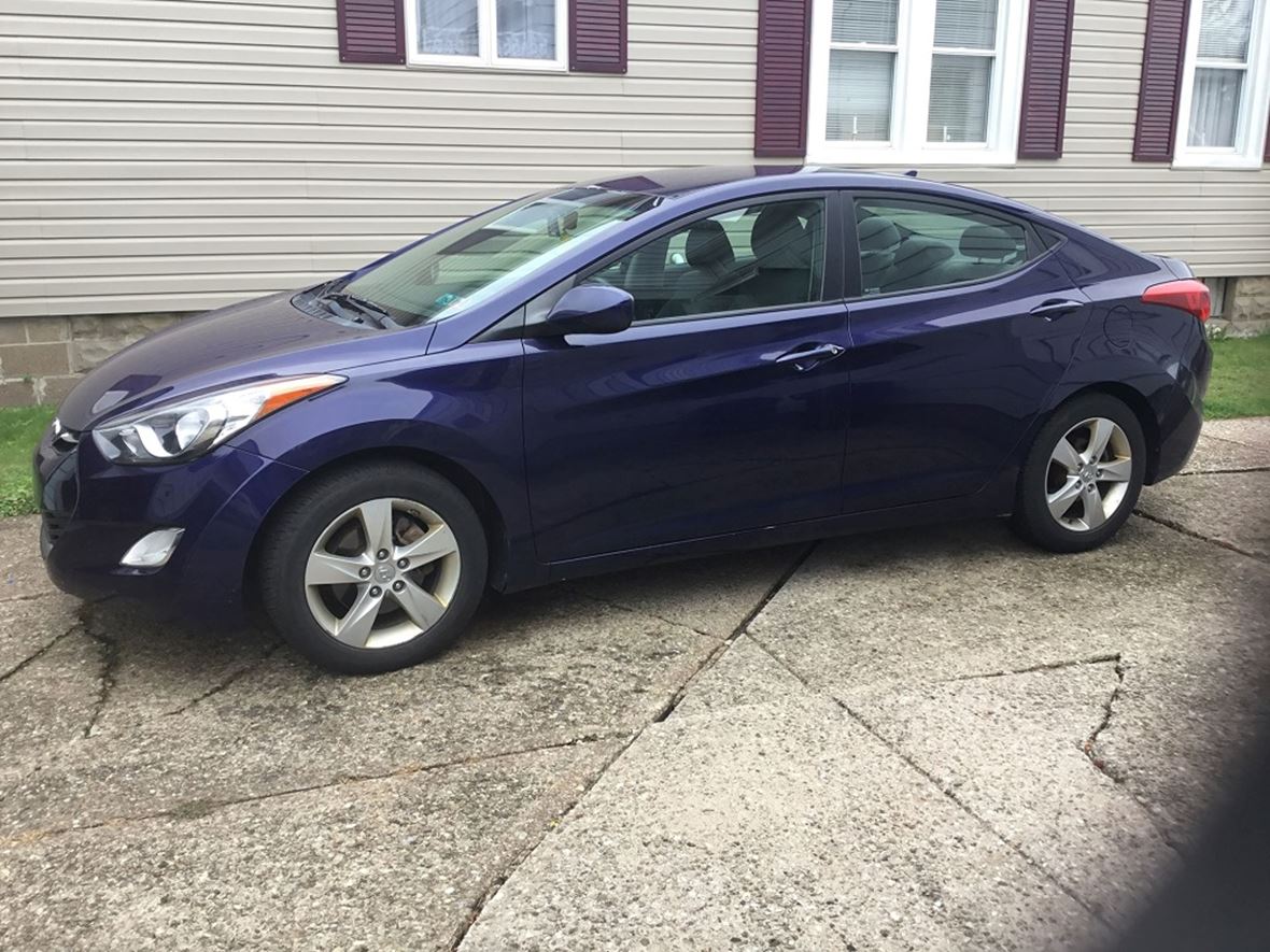 2012 Hyundai Elantra for sale by owner in Erie