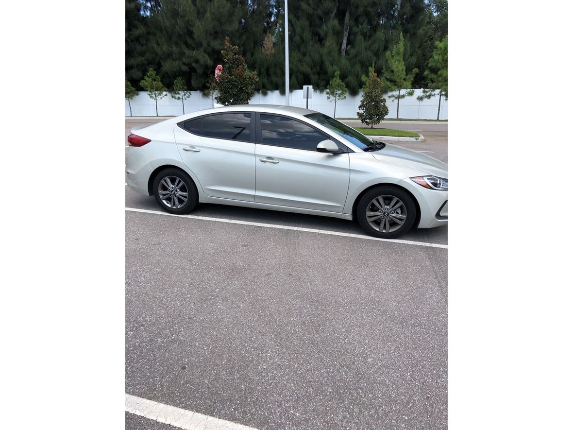 2017 Hyundai Elantra for sale by owner in Clearwater