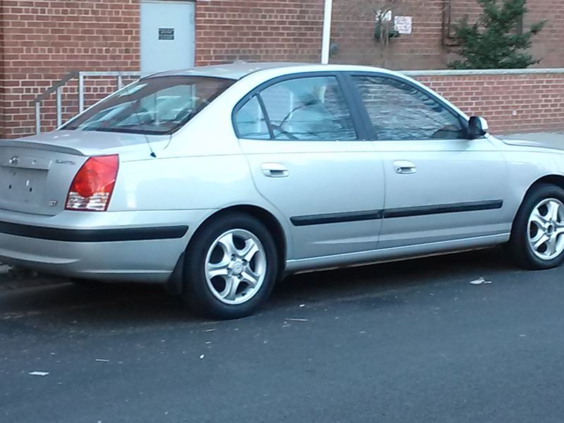 2005 Hyundai Elantra GT for sale by owner in East Elmhurst