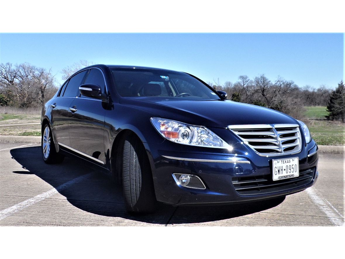 2009 Hyundai Genesis for sale by owner in Plano