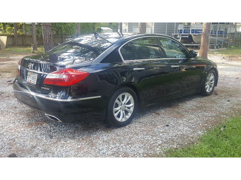 2013 Hyundai Genesis for Sale by Owner in Mandeville, LA 70471