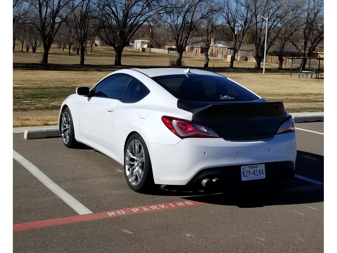 2015 Hyundai Genesis Coupe for sale by owner in Canyon
