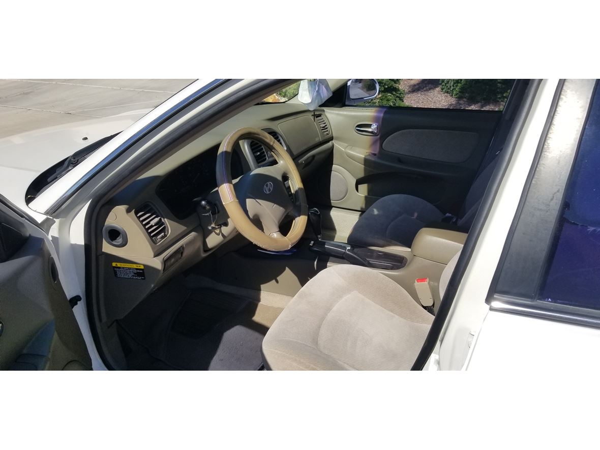 2002 Hyundai Sonata for sale by owner in Surprise