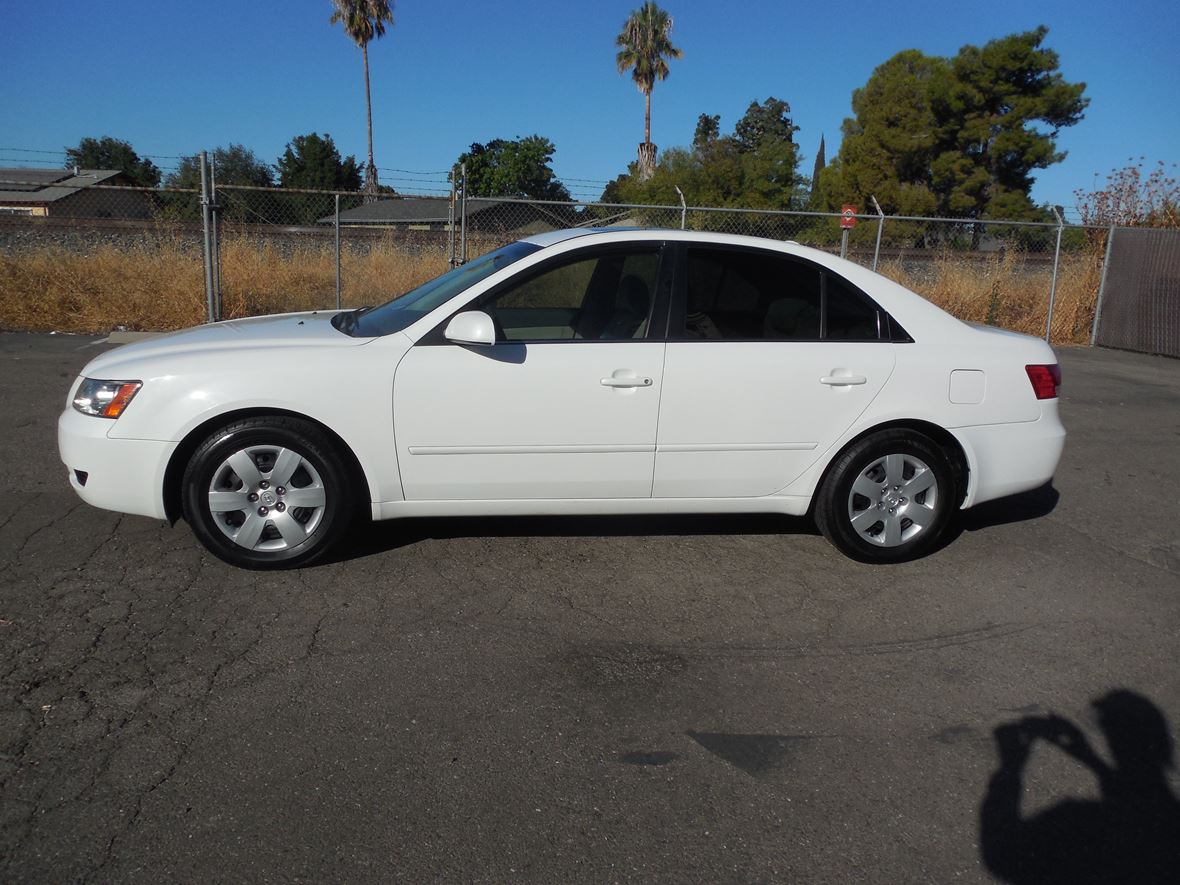 2007 Hyundai Sonata for sale by owner in Stockton