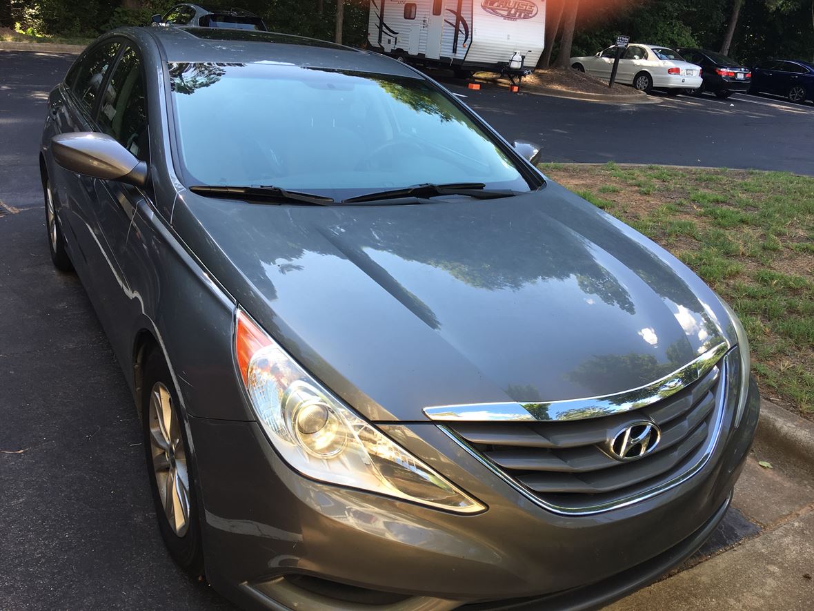 2011 Hyundai Sonata for sale by owner in Morrisville