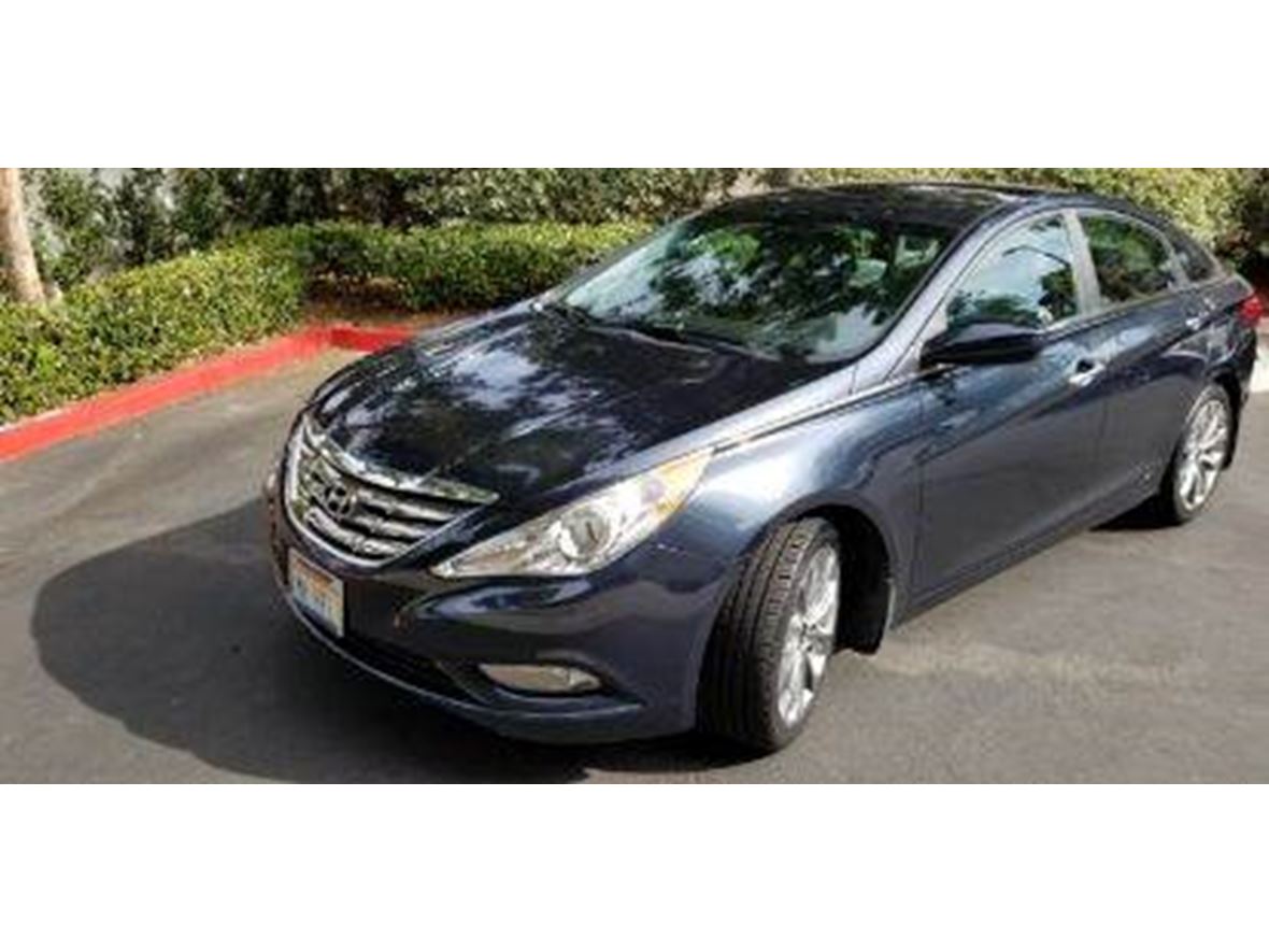 2011 Hyundai Sonata for Sale by Owner in Aliso Viejo, CA 92656