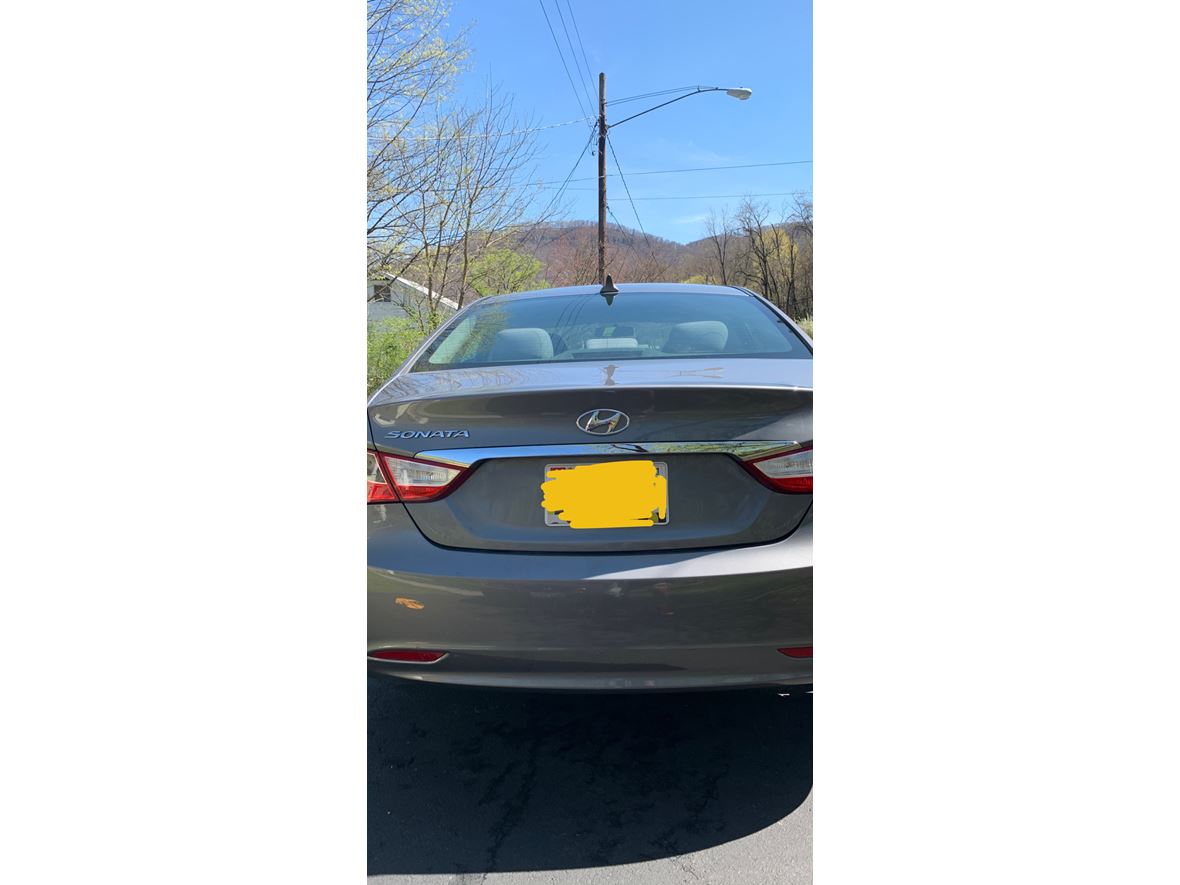 2011 Hyundai Sonata for sale by owner in Cumberland