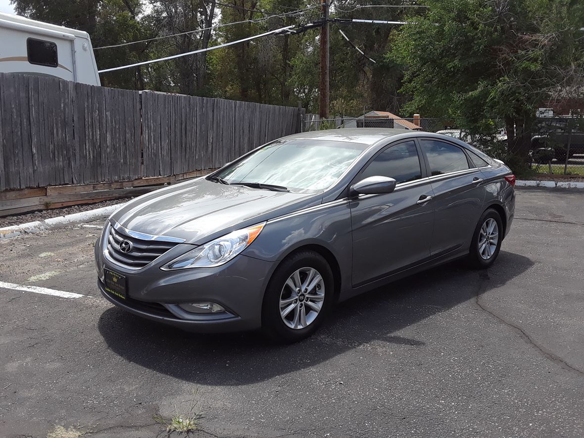 2013 Hyundai Sonata for sale by owner in Denver