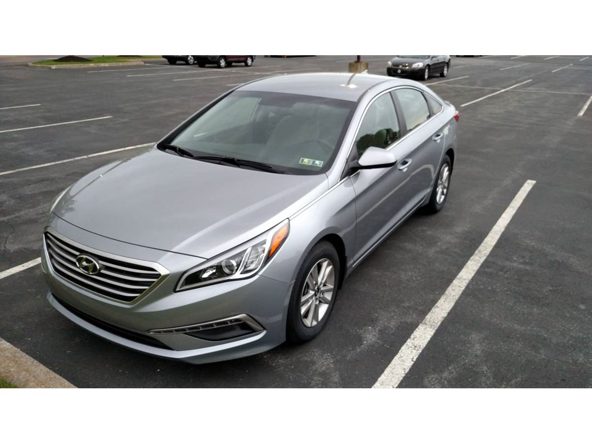 2015 Hyundai Sonata for sale by owner in Lancaster