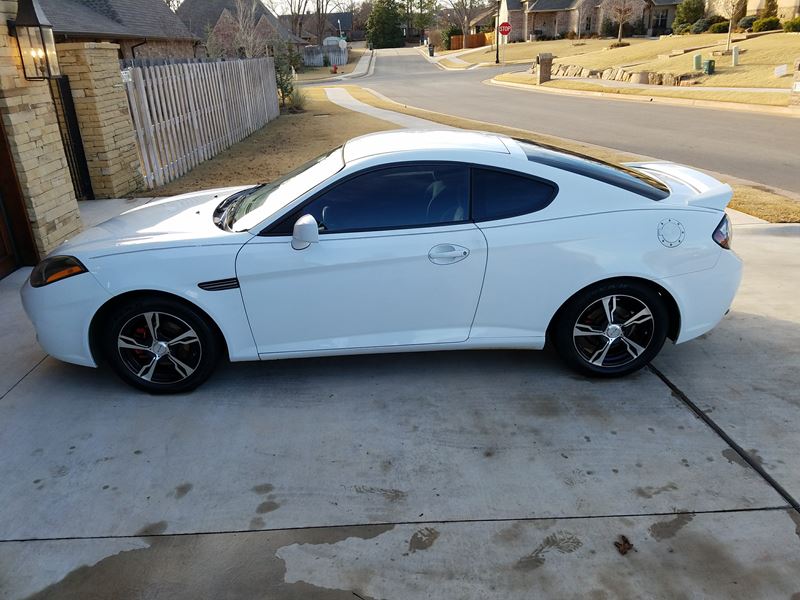2007 Hyundai Tiburon for sale by owner in Edmond