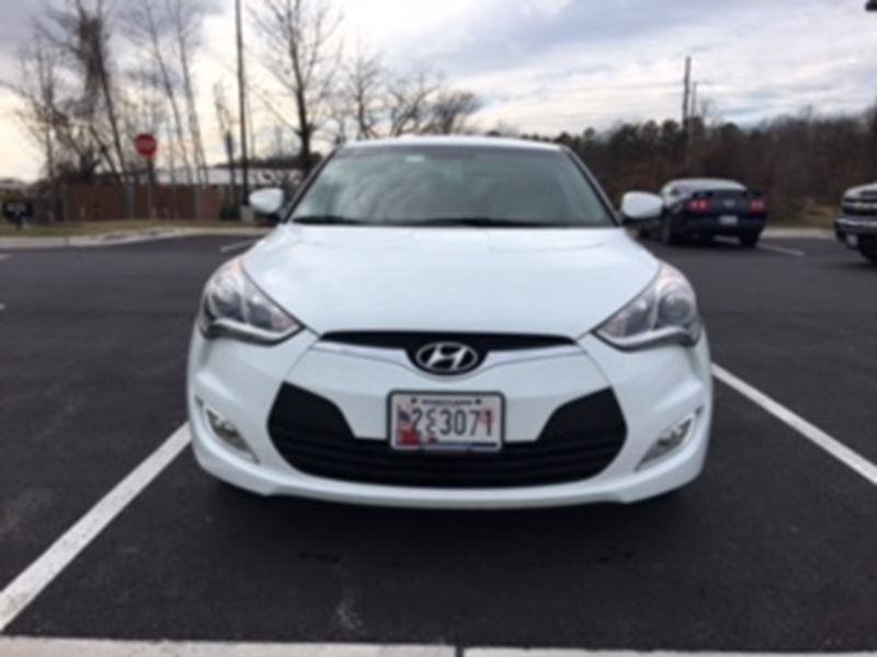 2015 Hyundai Veloster for sale by owner in Denton