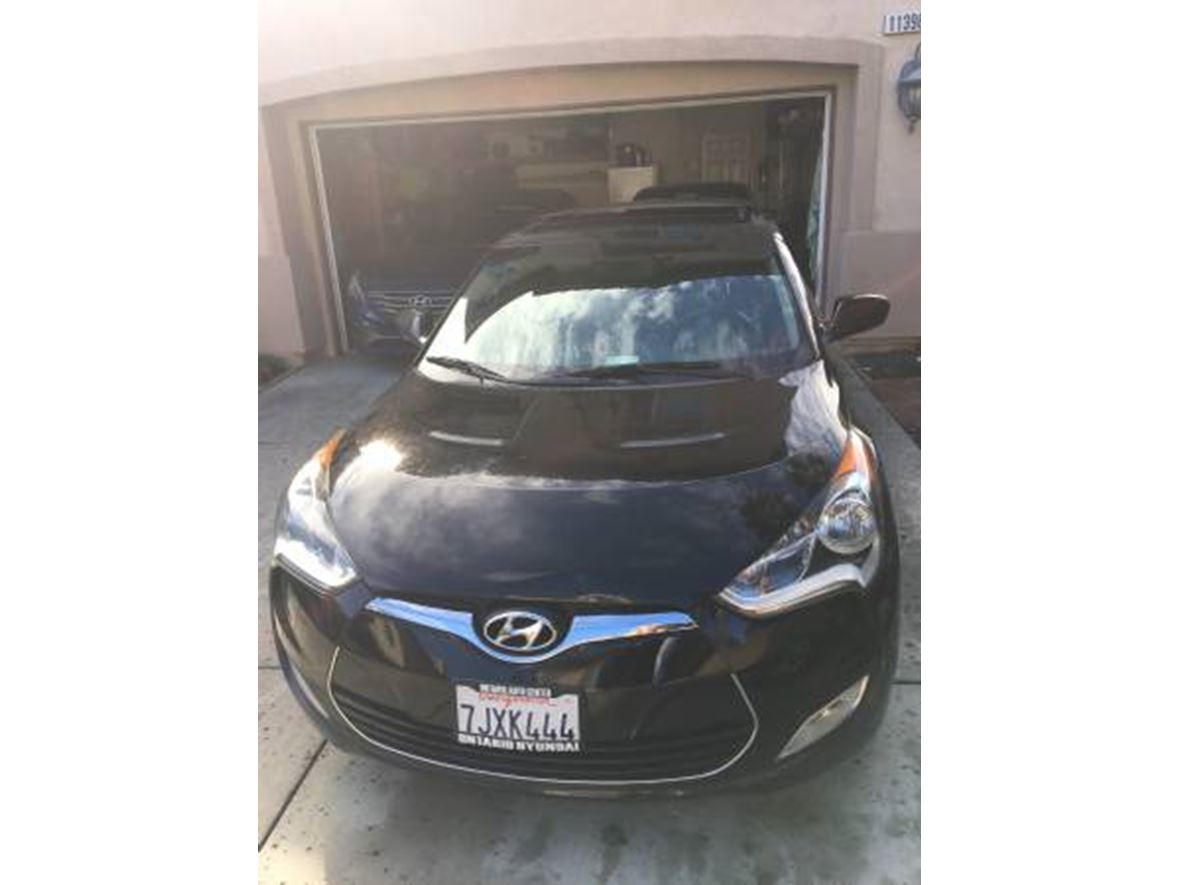 2015 Hyundai Veloster for sale by owner in Mahomet