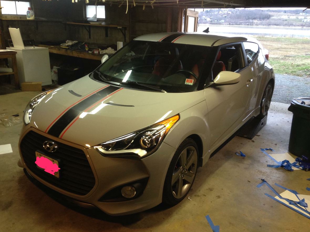 2014 Hyundai Veloster Turbo for sale by owner in Tiverton