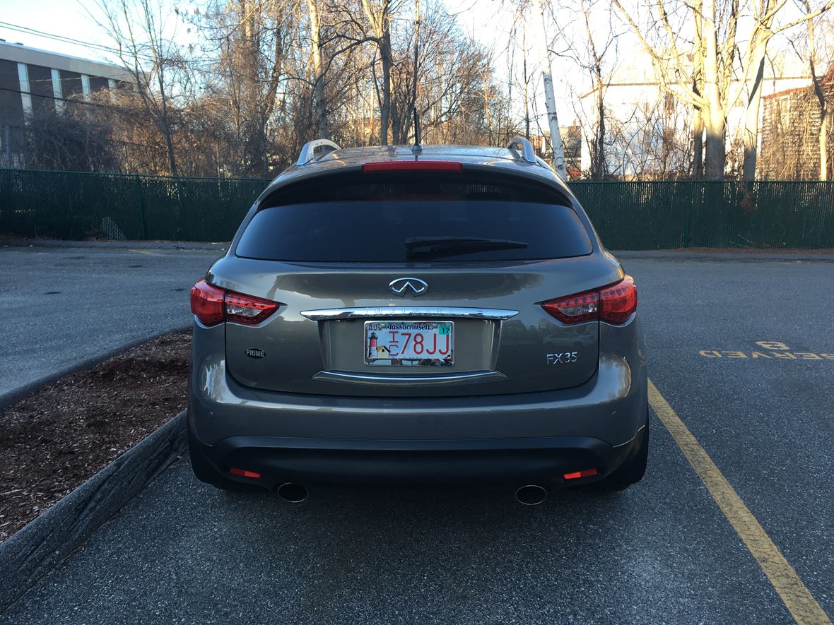 2012 Infiniti FX35 Private Car Sale in Worcester, MA 01655
