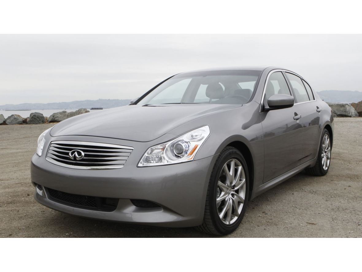 2009 Infiniti G37 Sedan for sale by owner in Phoenix