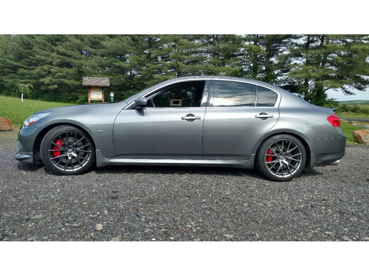 2013 Infiniti G37XS for sale by owner in Pottstown