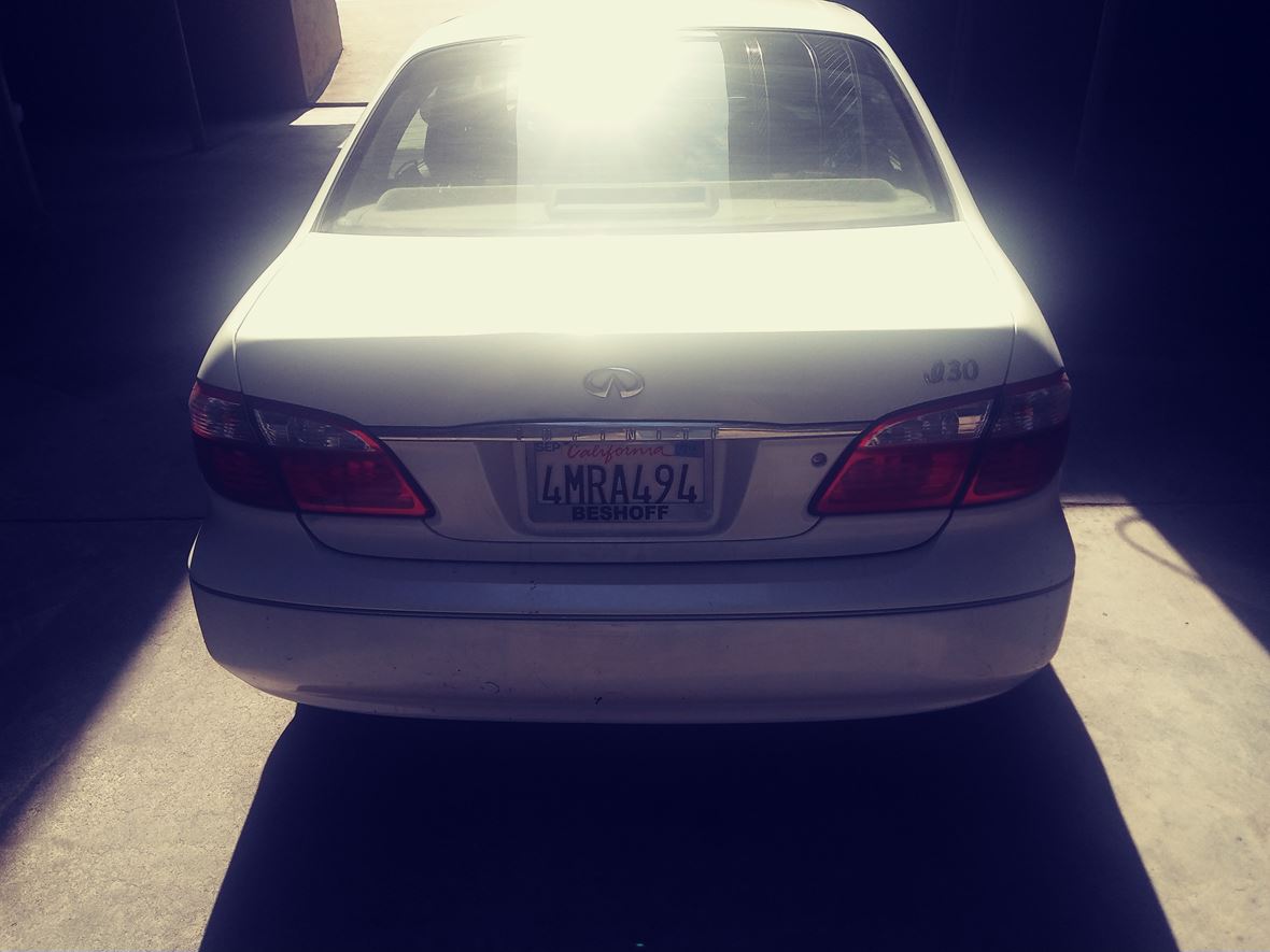 2001 Infiniti I30 for sale by owner in Long Beach