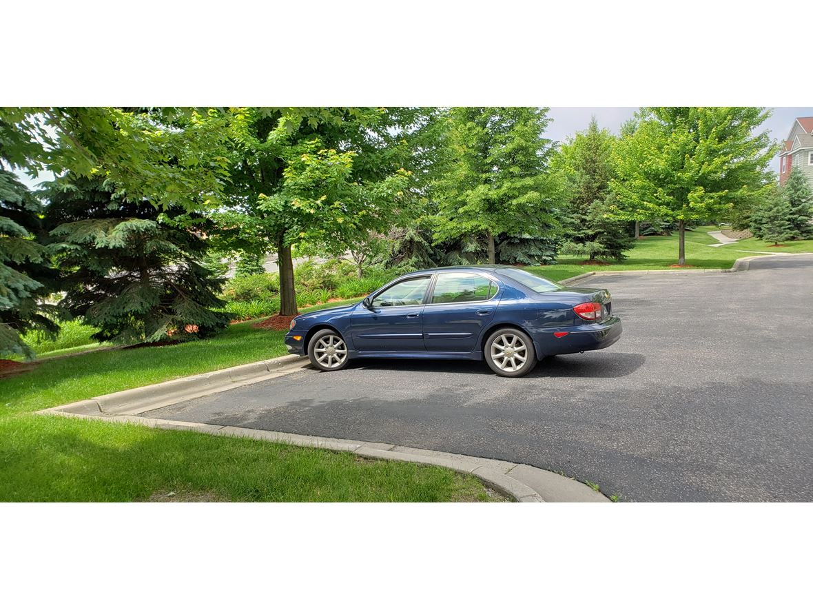 2002 Infiniti I35 for sale by owner in Minneapolis