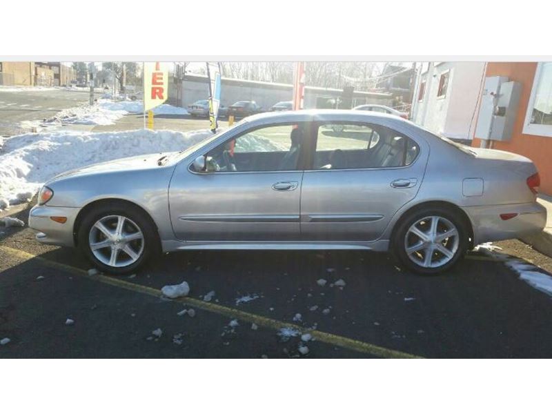 2004 Infiniti I35 for sale by owner in Hartford