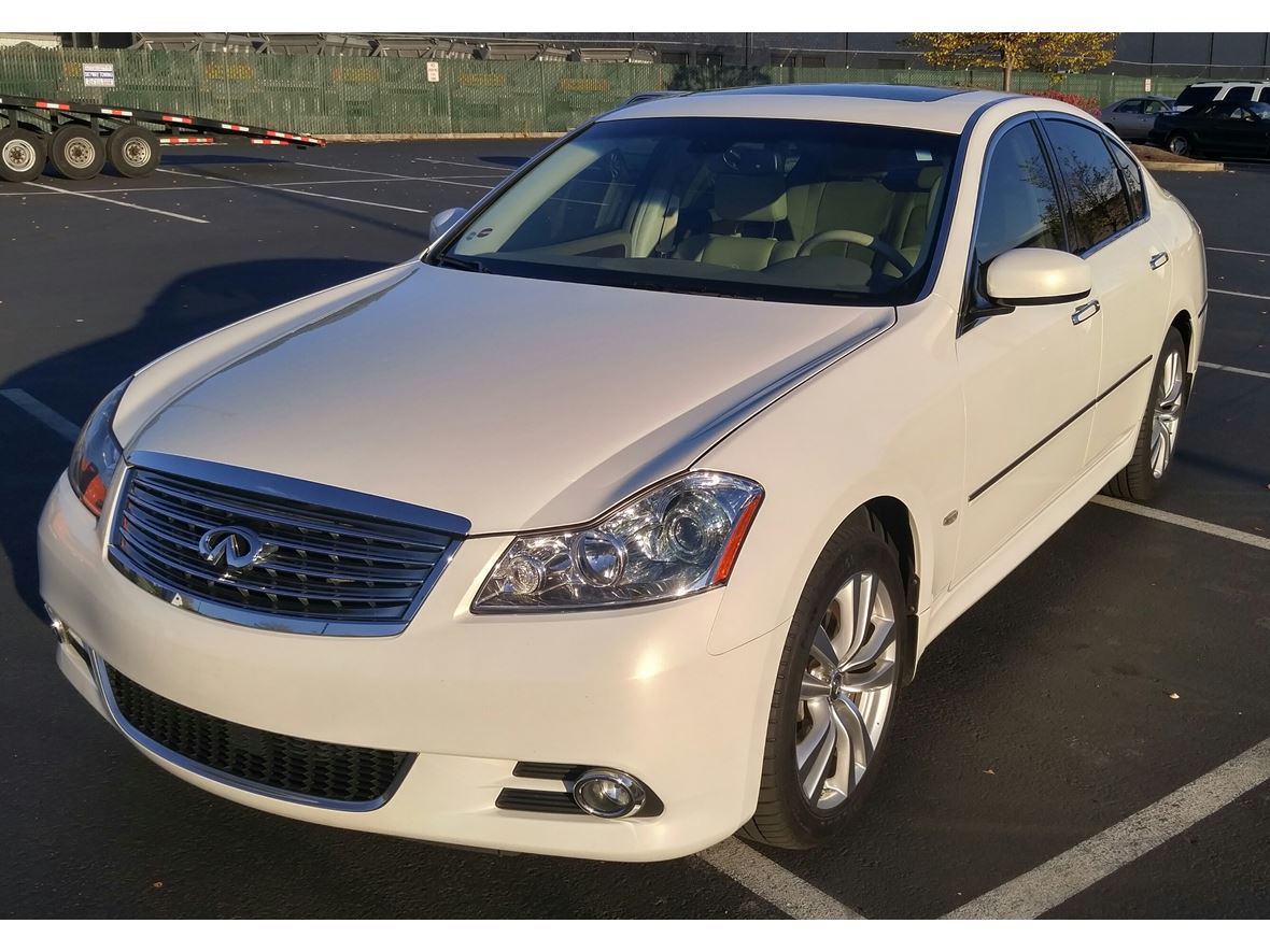 2010 Infiniti M35 for sale by owner in Auburn