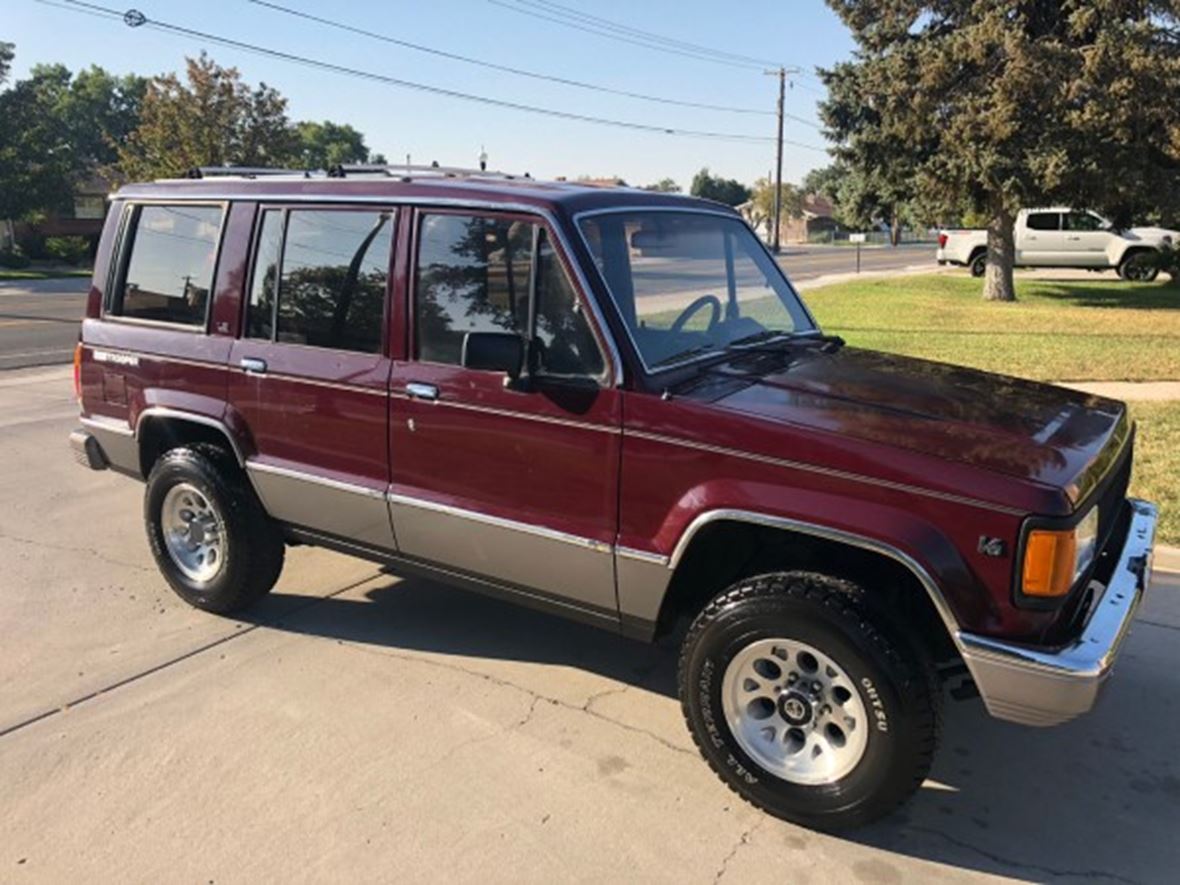 1991 Isuzu Trooper for sale by owner in Salt Lake City