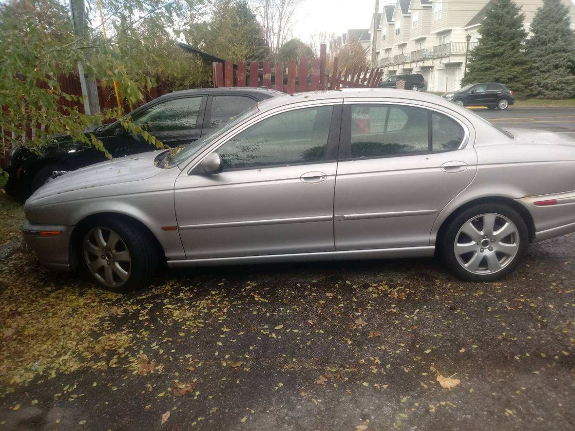 2005 Jaguar X-Type for sale by owner in Minneapolis