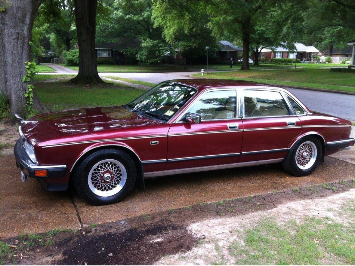 1990 Jaguar XJ6 for sale by owner in Clearwater