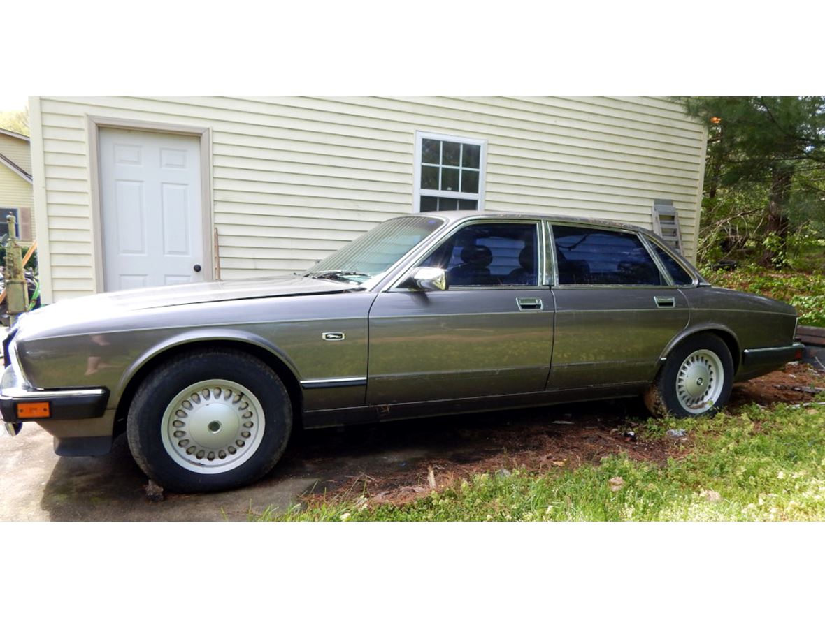 1991 Jaguar XJ6 for sale by owner in White Bluff