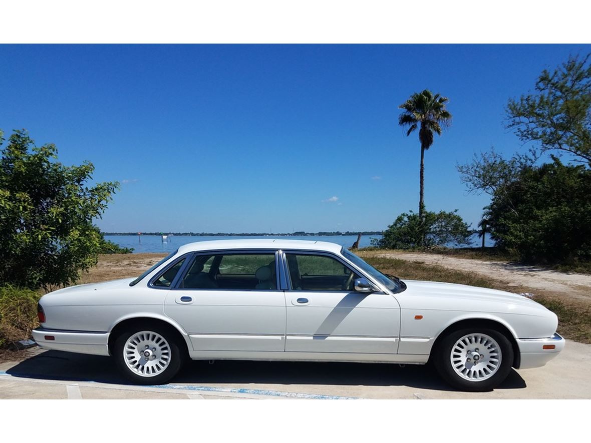 1996 Jaguar XJ6 Vanden Plas for sale by owner in Punta Gorda