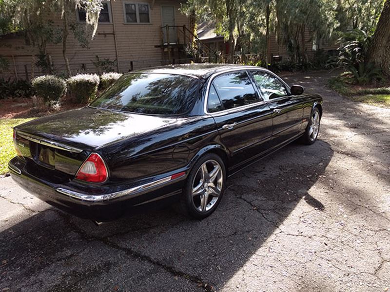 2005 Jaguar XJ8 for sale by owner in Jacksonville