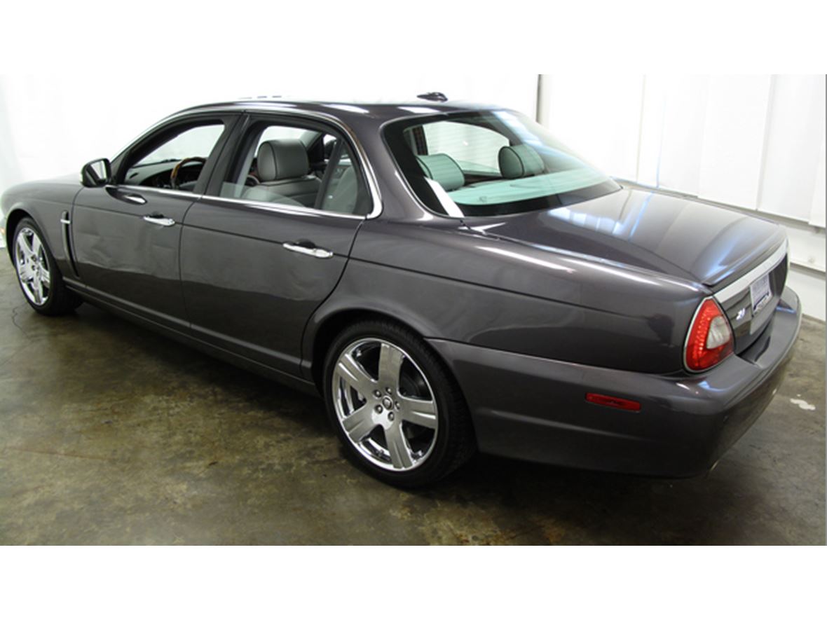 2008 Jaguar XJ8 for sale by owner in PORTLAND